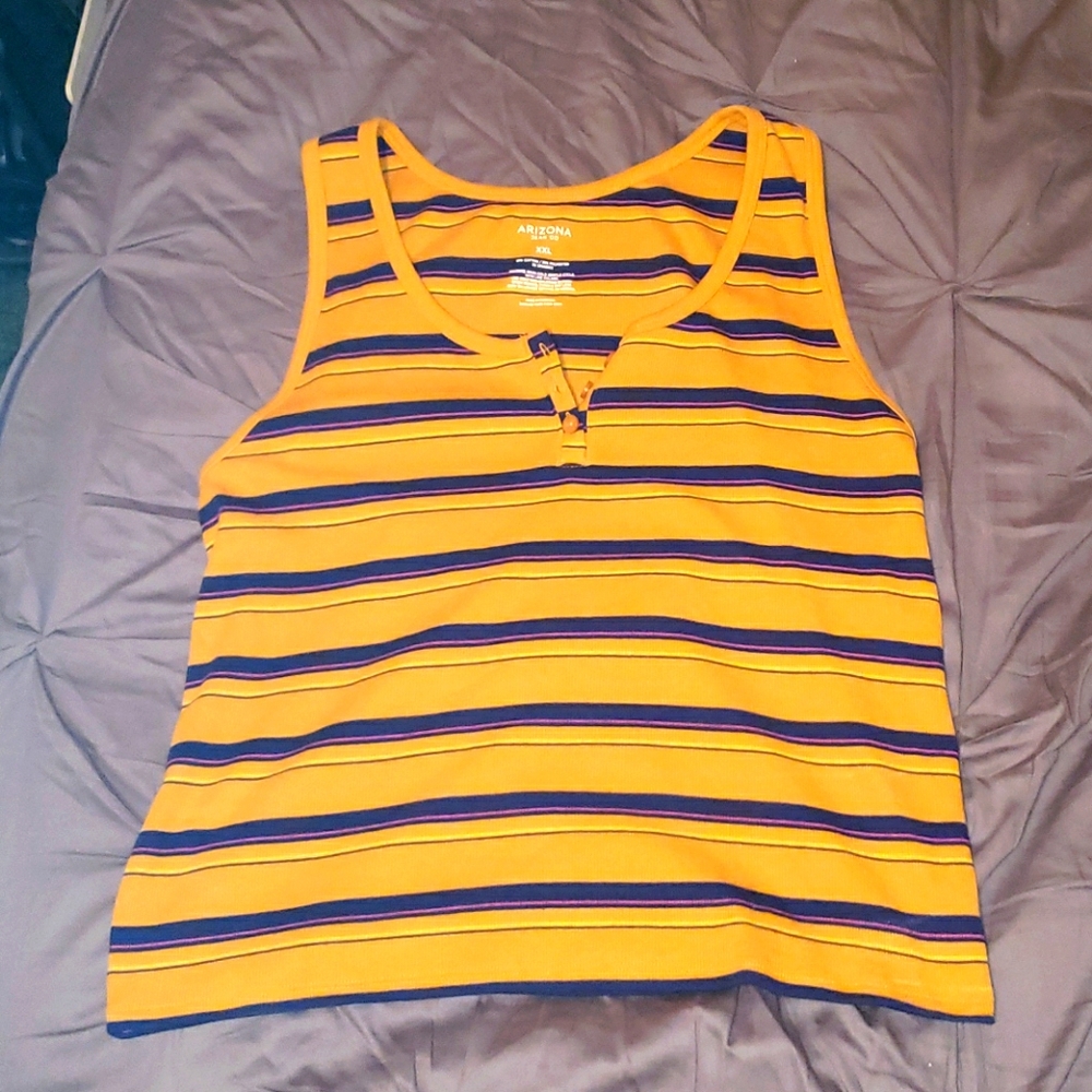 Crop Top - Picture 1 of 1